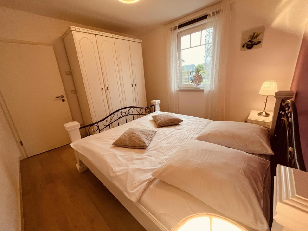 Ferienwohnung Asia In Born Ngoại thất bức ảnh