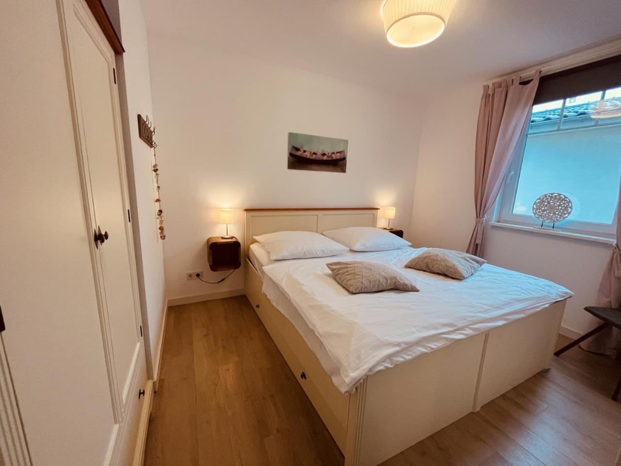 Ferienwohnung Asia In Born Ngoại thất bức ảnh